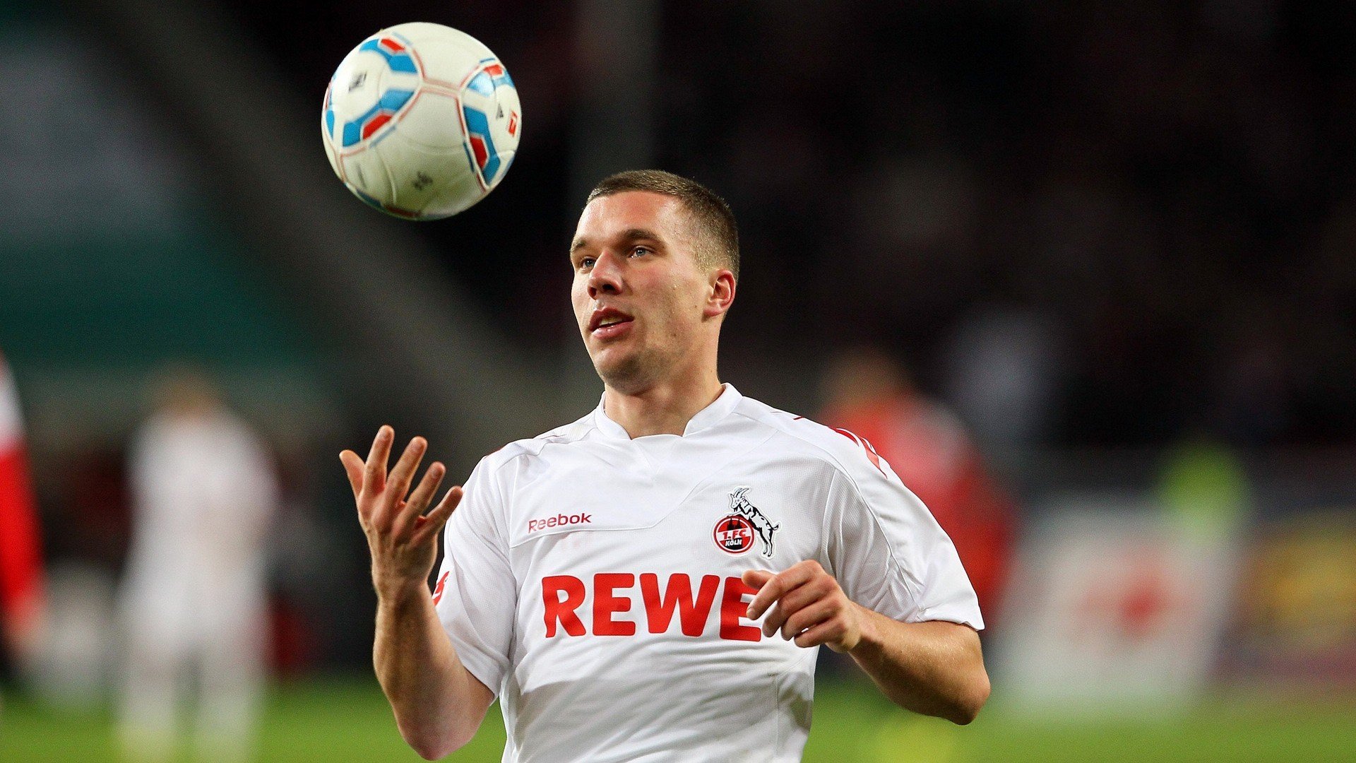 mk sport-东亚杯中国青年队爆冷 球迷热议技战术，东亚杯中国战绩